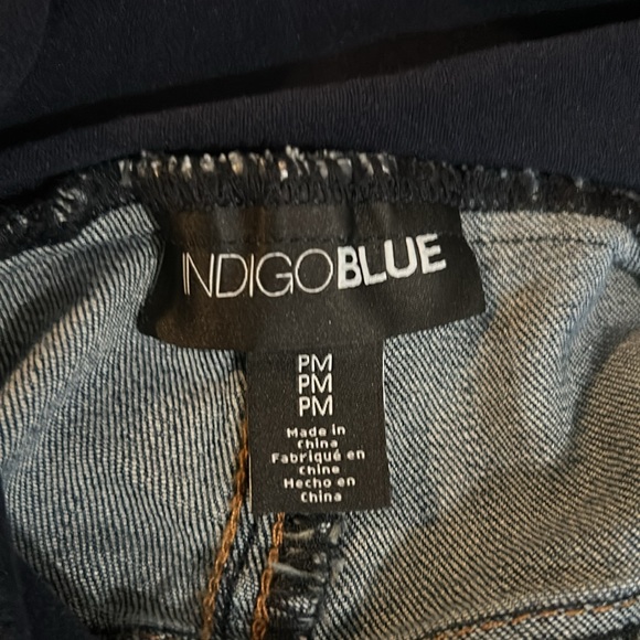 Maternity Jeans - Picture 4 of 5